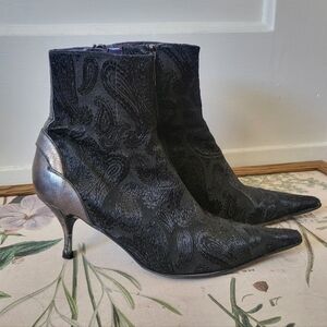 Donald J Pliner Rasia Victorian Baroque Sock Boot Brocade Leather Ankle Length 9